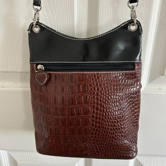 Western Style Crossbody Bag - Picture 5 of 9